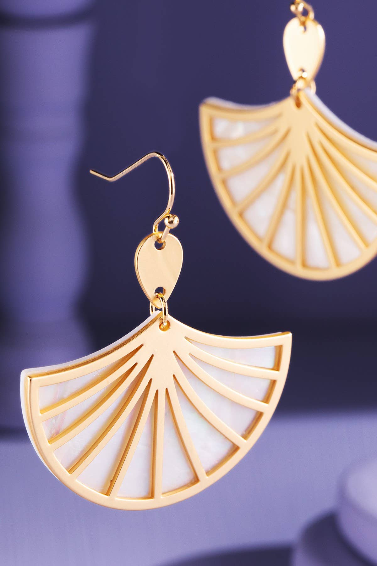 Pearl Fanwise Fishhook Earring