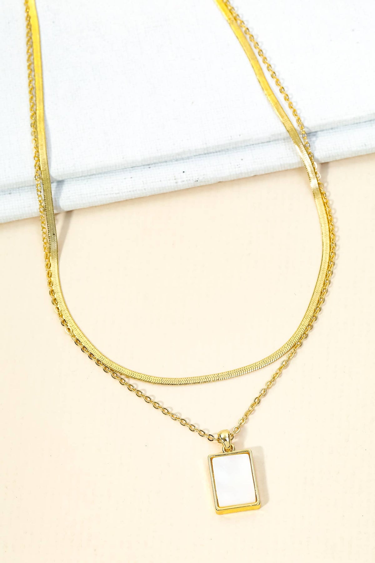 Chain Layered Rectangle Pendant Necklace